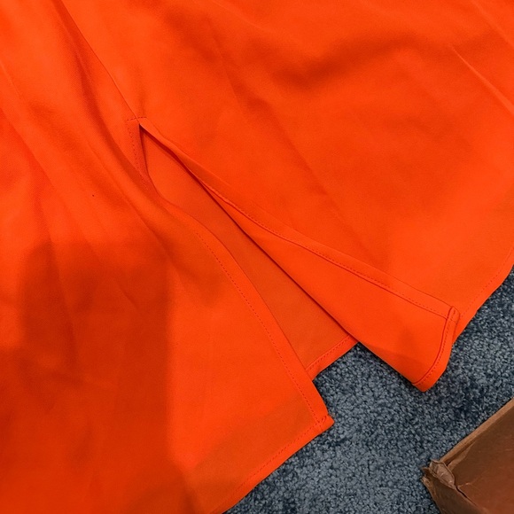 Women's tie-front orange flowy skirt - Picture 4 of 4